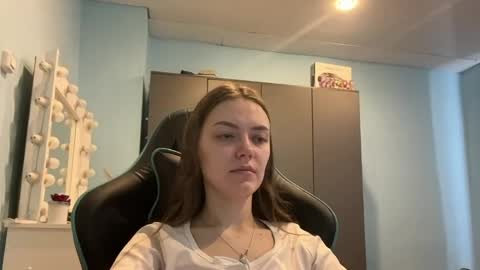 Lily online show from April 2026 03:09:02 AM