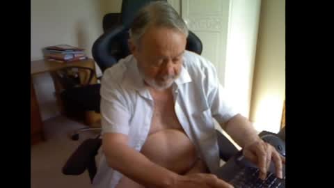 Snapshot of erasmus_d chatting on May 2026 04:26:01 PM erasmus_d online show from May 2026 04:26:01 PM