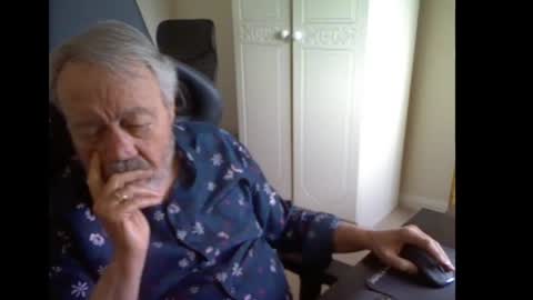 Snapshot of erasmus_d chatting on June 2026 06:02:01 PM erasmus_d online show from June 2026 06:02:01 PM