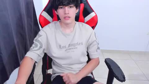 eren_tatakae online show from October 2025 07:26:02 PM