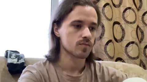 Snapshot of eric_blond chatting on November 2025 01:47:01 AM Eric online show from November 2025 01:47:01 AM