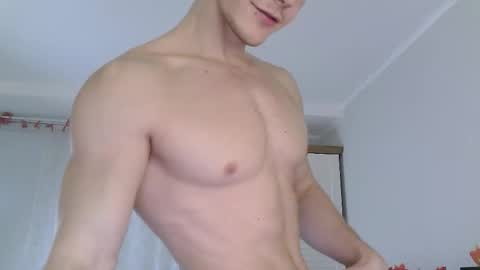 Eric Crush online show from November 2025 04:22:01 AM