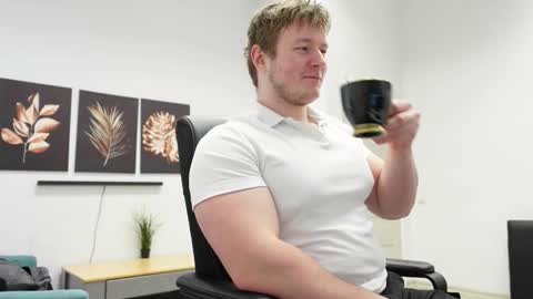 Snapshot of eric_poston chatting on October 2025 01:40:02 PM online show from October 2025 01:40:02 PM