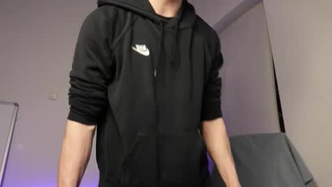 Snapshot of eric_poston chatting on October 2025 07:55:01 PM online show from October 2025 07:55:01 PM