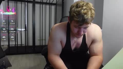 Snapshot of eric_poston chatting on October 2025 05:39:02 AM online show from October 2025 05:39:02 AM