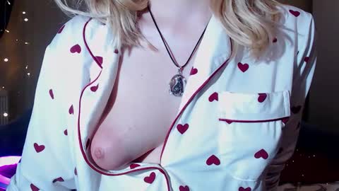 Erica online show from December 2024 10:45:01 AM