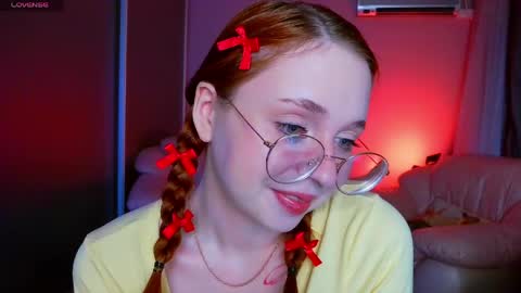 Snapshot of erica_nelson chatting on May 2026 01:25:02 AM Erica 3 online show from May 2026 01:25:02 AM