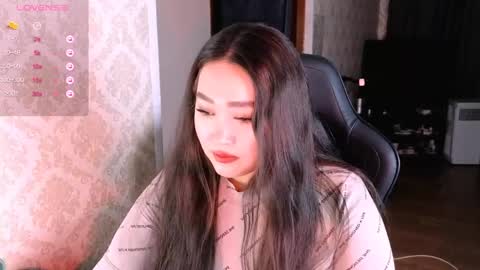 Erica Wayne online show from April 2026 06:01:01 PM