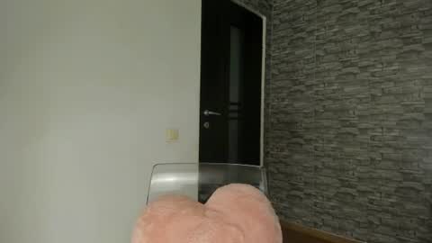 Snapshot of erica_xoo chatting on June 2026 10:15:01 AM Riaaa online show from June 2026 10:15:01 AM