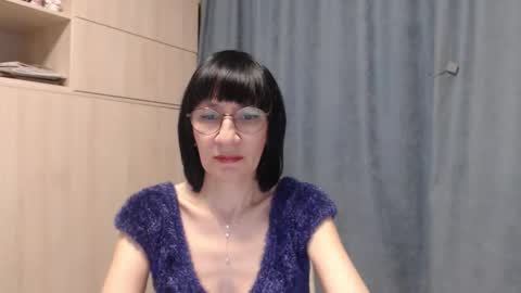 ericablack8 online show from February 2026 07:10:01 PM