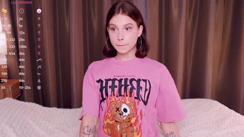 Snapshot of ericaglam chatting on December 2024 11:15:01 AM Erica online show from December 2024 11:15:01 AM