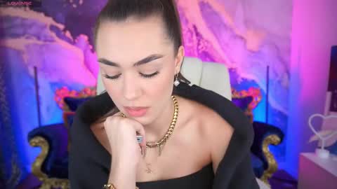 Erica online show from November 2025 02:06:02 PM