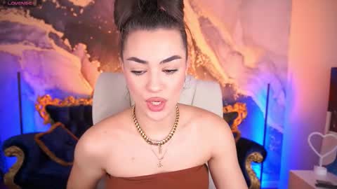 Erica online show from November 2025 07:41:02 AM