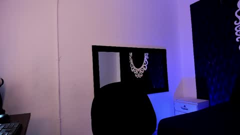 Erick  online show from April 2026 12:24:01 PM