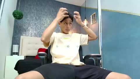 E R I C K online show from April 2026 03:17:01 AM