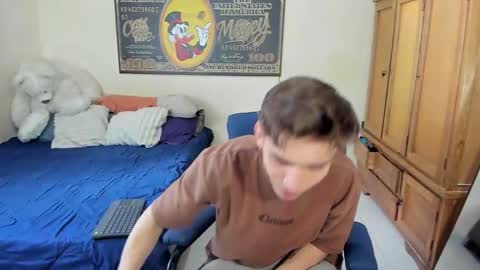 erick_de_rossee online show from December 2025 04:58:01 PM