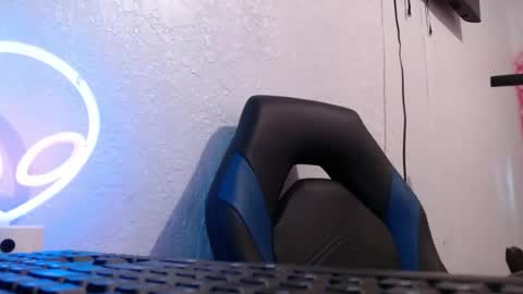 Snapshot of erick_martinezz chatting on July 2026 12:02:01 AM erick online show from July 2026 12:02:01 AM