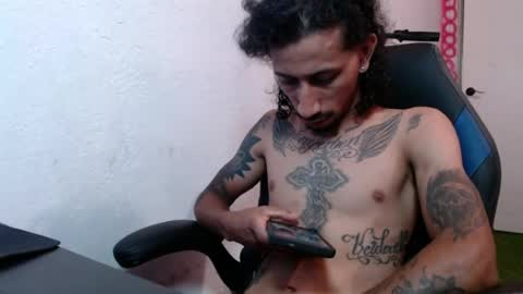 Snapshot of erick_martinezz chatting on August 2026 12:42:01 AM erick online show from August 2026 12:42:01 AM