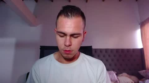 Erik rodriguez online show from December 2025 11:28:01 AM