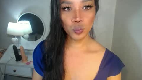 erika_madrigal online show from September 2025 11:59:01 PM