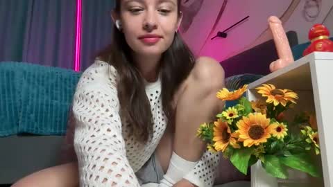Snapshot of erika_miu chatting on October 2025 05:37:02 PM Erika Miu online show from October 2025 05:37:02 PM