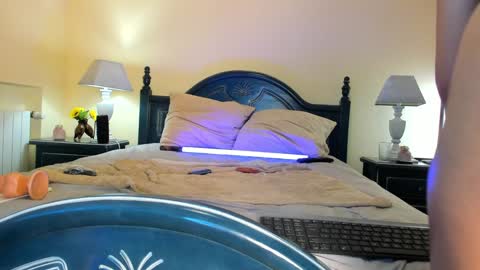 Venus Skye online show from December 2024 08:16:01 PM