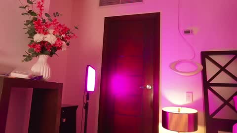 Venus Skye online show from September 2025 08:12:02 PM