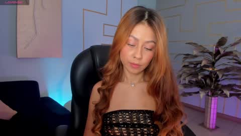 Erika Benz online show from January 2025 12:18:01 PM