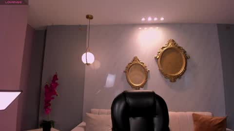 Snapshot of erikabenz chatting on March 2026 12:11:01 PM Erika Benz online show from March 2026 12:11:01 PM