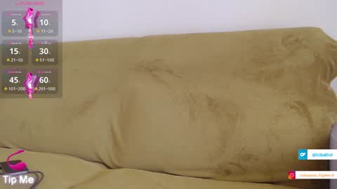 Snapshot of erikabird chatting on January 2025 03:51:02 PM ErikaBird online show from January 2025 03:51:02 PM