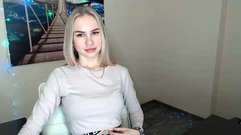 Erika online show from January 2025 01:07:01 PM