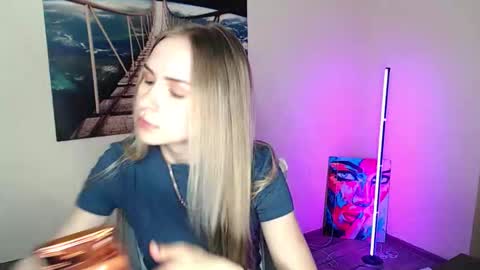 Erika online show from March 2026 12:06:02 PM