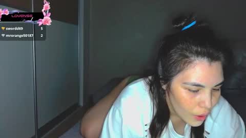 ErikaGloss online show from November 2025 01:22:01 PM