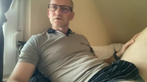 Snapshot of erikwant2 chatting on July 2026 10:51:01 AM erikwant2 online show from July 2026 10:51:01 AM