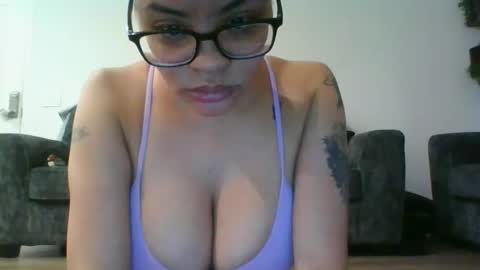 erin2025 online show from October 2025 07:56:01 AM