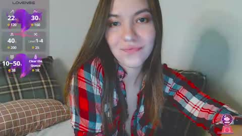 Snapshot of erin_love_ chatting on December 2024 11:18:02 PM Erin online show from December 2024 11:18:02 PM