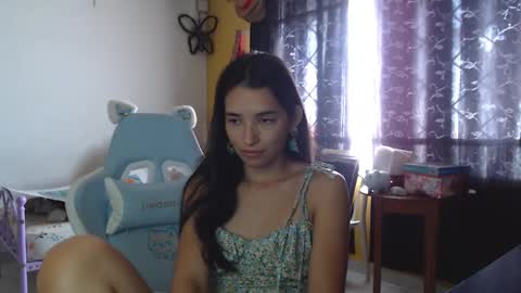 erina_1 online show from January 2025 03:50:01 PM