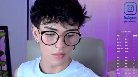 Snapshot of erisleon chatting on November 2025 12:11:02 AM online show from November 2025 12:11:02 AM