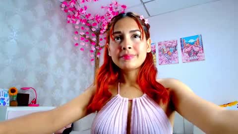 Erline online show from October 2025 06:56:01 PM