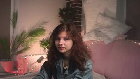 Snapshot of erlineberkshire chatting on January 2025 07:07:01 AM Becky online show from January 2025 07:07:01 AM