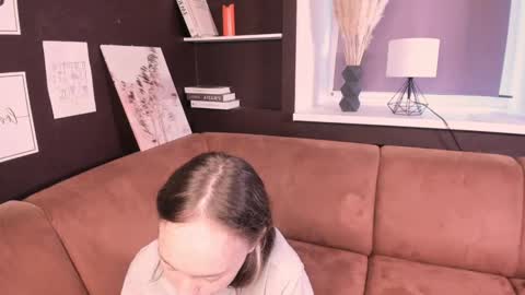 Snapshot of erlineberkshire chatting on March 2025 01:35:02 PM Becky online show from March 2025 01:35:02 PM