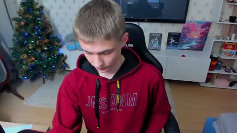 Snapshot of ermak_reborn chatting on January 2025 10:37:02 PM Max online show from January 2025 10:37:02 PM