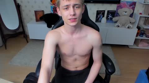 Snapshot of ermak_reborn chatting on January 2025 10:02:01 AM Max online show from January 2025 10:02:01 AM