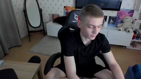 Snapshot of ermak_reborn chatting on February 2025 01:56:01 AM Max online show from February 2025 01:56:01 AM