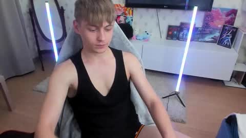 Snapshot of ermak_reborn chatting on September 2025 01:29:01 AM Max online show from September 2025 01:29:01 AM