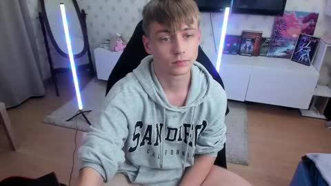 Snapshot of ermak_reborn chatting on September 2025 01:18:01 AM Max online show from September 2025 01:18:01 AM