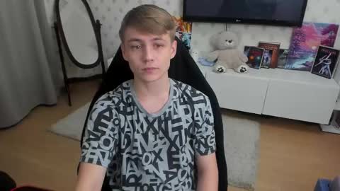 Snapshot of ermak_reborn chatting on September 2025 01:10:01 AM Max online show from September 2025 01:10:01 AM