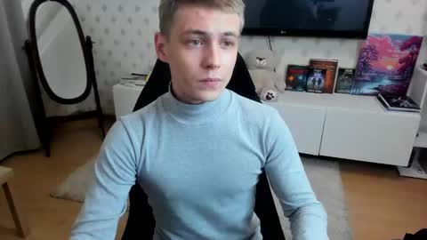 Snapshot of ermak_reborn chatting on November 2025 01:17:02 AM Max online show from November 2025 01:17:02 AM