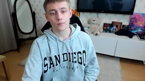 Snapshot of ermak_reborn chatting on November 2025 12:21:02 AM Max online show from November 2025 12:21:02 AM