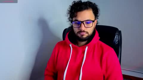 ernesto rodriguez 82 online show from October 2025 05:21:02 AM